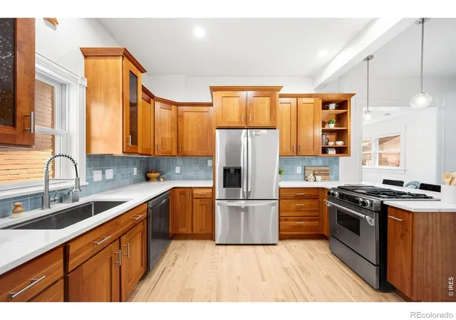 5th image of 30 S Grant St, Denver, CO 80209 | MLS# IR1066650