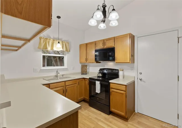 5th image of 2544 Patriot Hts, Colorado Springs, CO 80904 | MLS# 8804539
