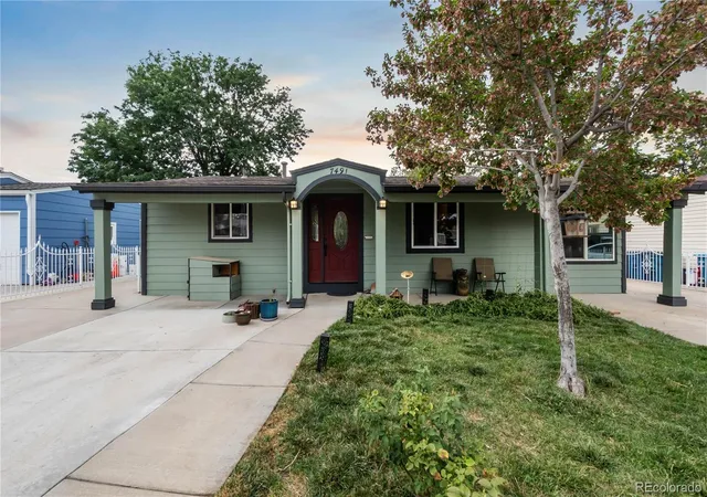 Photo 3 of Single family home for sale at 7491 Locust St, Commerce City, CO 80022 | MLS# 7846389 | Listing updated on 2026-09-02