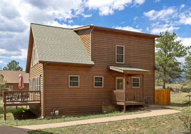 2nd image of 1870 Sketch Box Ln #3, Estes Park, CO 80517 | MLS# IR1066658