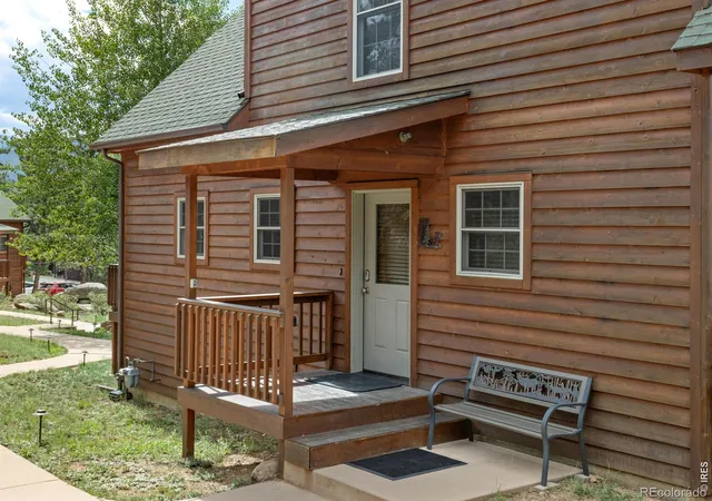 4th image of 1870 Sketch Box Ln #3, Estes Park, CO 80517 | MLS# IR1066658