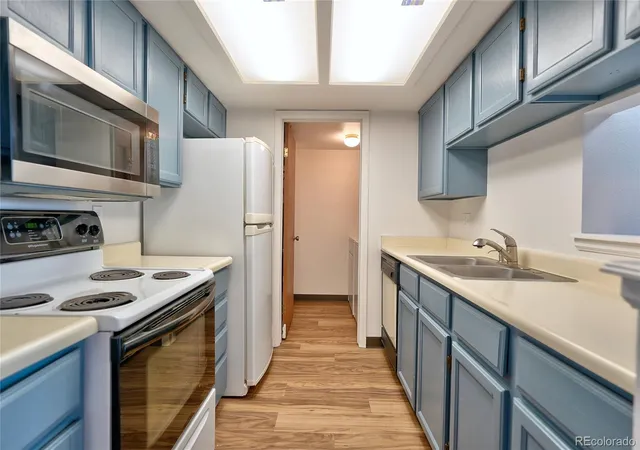 4th image of 481 S Kalispell Wy #103, Aurora, CO 80017 | MLS# 3828393