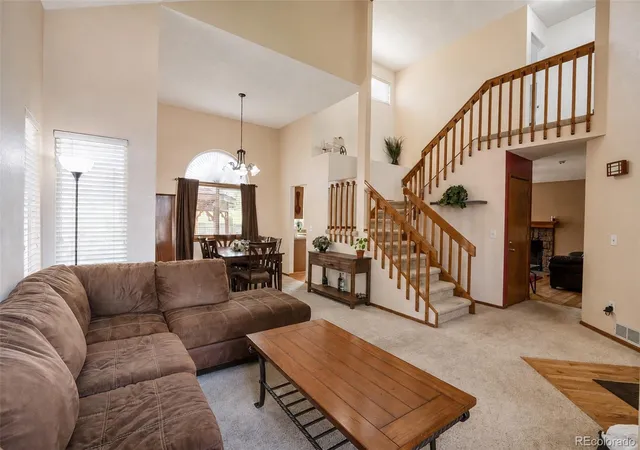 Photo 3 of Single family home for sale at 10102 Telluride St, Littleton, CO 80125 | MLS# 5879797 | Listing updated on 2026-09-12