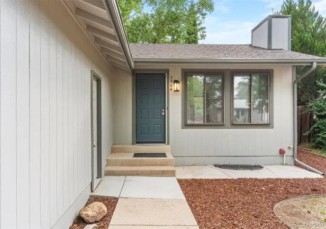 Photo 2 of Single family home for sale at 3864 S Nucla St, Aurora, CO 80013 | MLS# 6202461 | Listing updated on 2026-08-28