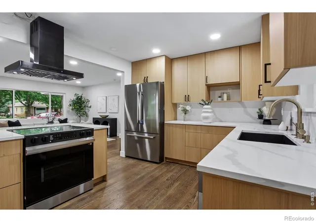 4th image of 836 Grant St, Longmont, CO 80501 | MLS# IR1066664