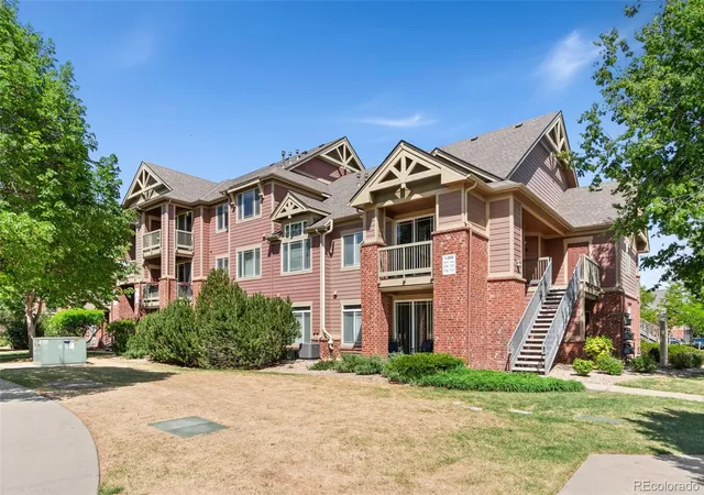 image of 804 Summer Hawk Dr, Longmont, CO 80504
