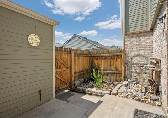 Photo 3 of Townhouse for sale at 3409 S Ammons St #21-5, Lakewood, CO 80227 | MLS# 8223328 | Listing updated on 2026-08-18