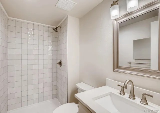 4th image of 7877 E Mississippi Ave #102, Denver, CO 80247 | MLS# 2874981