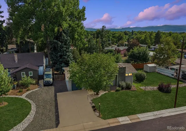 3rd image of 1662 W Lake Pl, Littleton, CO 80120 | MLS# 8036274