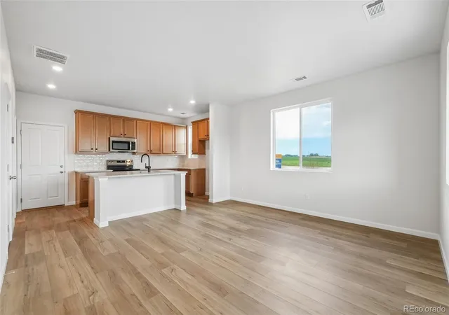 image of 1470 Coral Pl, Longmont, CO 80504 | MLS# 2601868