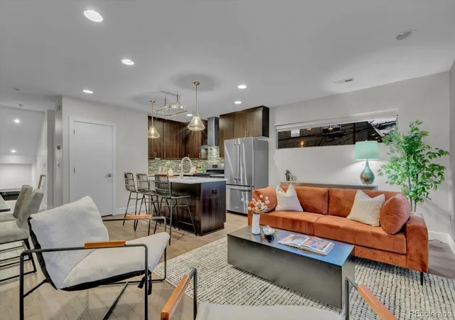 4th image of 34 S Lincoln St, Denver, CO 80209 | MLS# 4262001