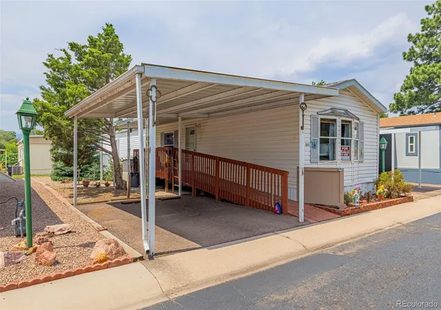 2nd image of 3750 N Cascade Ave, Colorado Springs, CO 80907 | MLS# 1947619