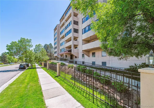 2nd image of 7420 E Quincy Ave #102, Denver, CO 80237 | MLS# 4606077