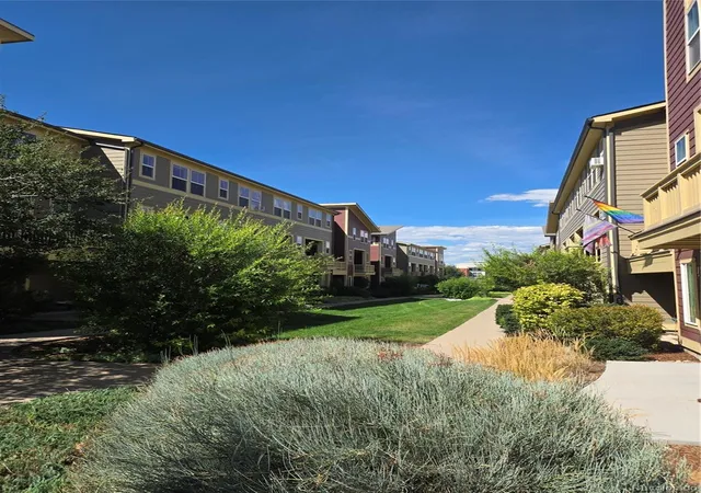 3rd image of 2872 Havana St, Denver, CO 80238 | MLS# 3843395