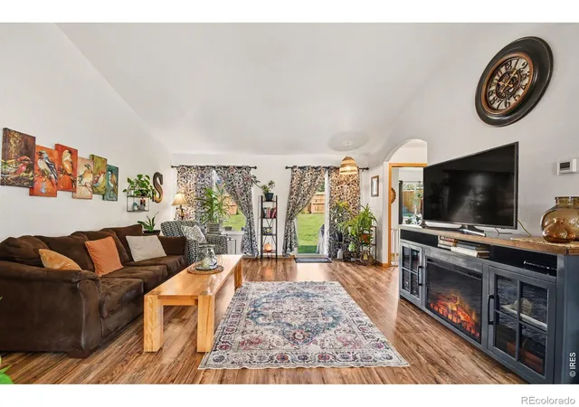 3rd image of 1210 Country Acres Ct, Johnstown, CO 80534 | MLS# IR1066705