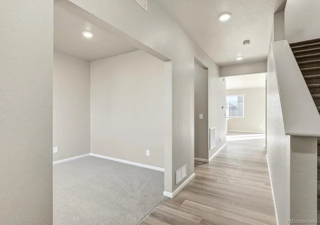 2nd image of 1679 Yampa River Dr, Windsor, CO 80550 | MLS# 2757303