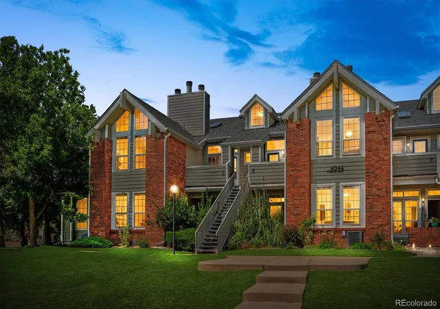 1st image of 4044 S Carson St #C, Aurora, CO 80014 | MLS# 9121468