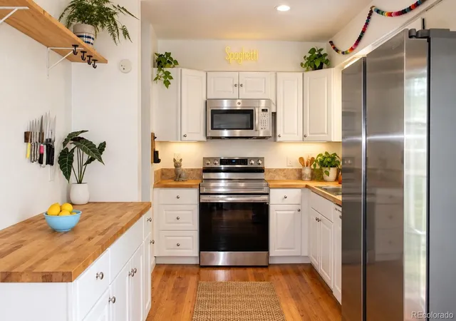 Photo 2 of Single family home for sale at 850 S Kearney St, Denver, CO 80224 | MLS# 6238146 | Listing updated on 2026-09-05