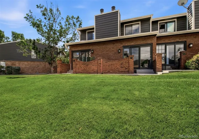 2nd image of 11555 W 70th Pl #G, Arvada, CO 80004 | MLS# 2673846