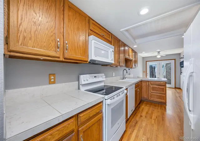 5th image of 7705 S Cove Cir, Centennial, CO 80122 | MLS# 4401292