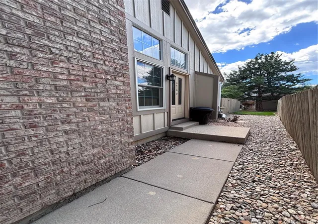 2nd image of 9610 W Chatfield Ave #F, Littleton, CO 80128 | MLS# 6705200