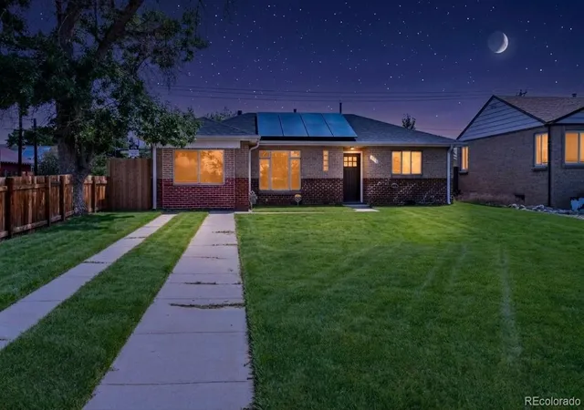 1st image of 2270 Poplar St, Denver, CO 80207 | MLS# 7955143