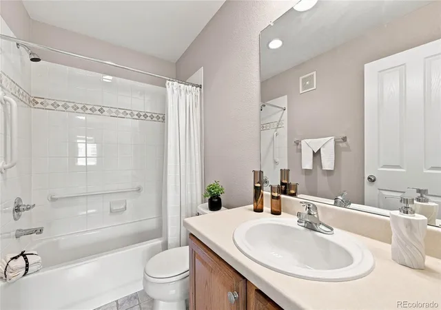 image of 17926 E 104th Wy, Commerce City, CO 80022