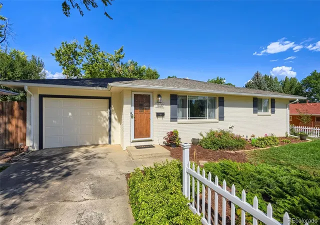 3rd image of 1039 Sunset St, Longmont, CO 80501 | MLS# 2909065