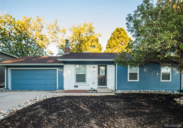 Photo 1 of Sale Pending at 1961 S Ivory Way, Aurora, CO 80013 | MLS# 5769042 | Listing updated on 2026-09-23