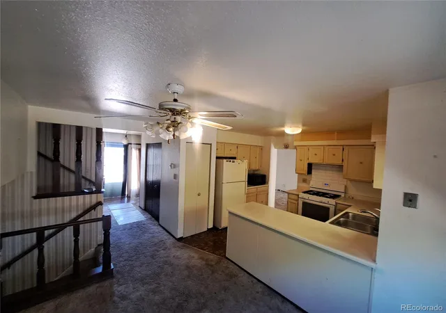 4th image of 4571 Abilene St, Denver, CO 80239 | MLS# 7325746