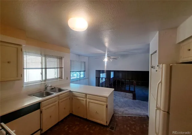 5th image of 4571 Abilene St, Denver, CO 80239 | MLS# 7325746