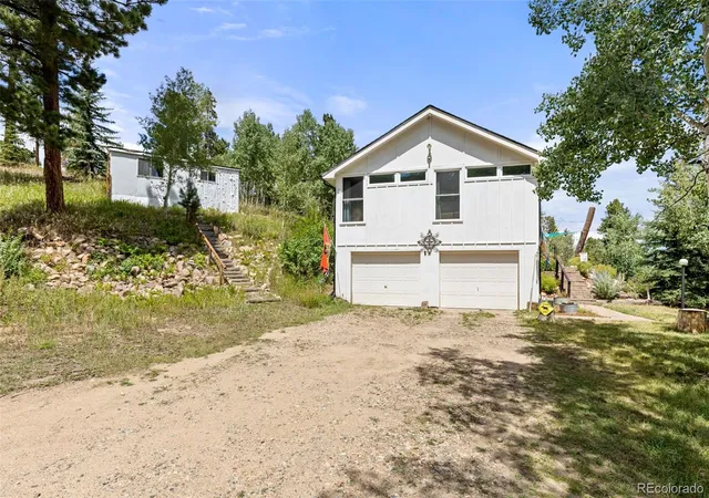 Photo 3 of Single family home for sale at 11827 Brook Rd, Golden, CO 80403 | MLS# 6318055 | Listing updated on 2026-08-19