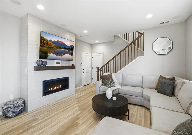 2nd image of 8029 Adams Fork Ave, Littleton, CO 80125 | MLS# 8226960