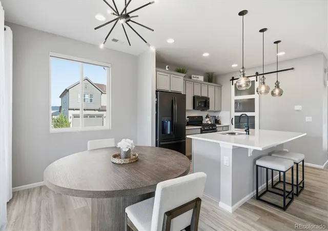 4th image of 8029 Adams Fork Ave, Littleton, CO 80125 | MLS# 8226960