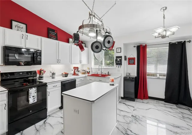 Photo 4 of Single family home for sale at 6065 Fossil Dr, Colorado Springs, CO 80923 | MLS# 6234414 | Listing updated on 2026-09-21