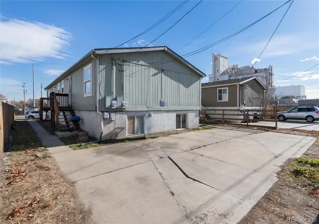 Listing Photo 4 - Condo for sale in building located at 4665 Gaylord St, Denver, CO 80216