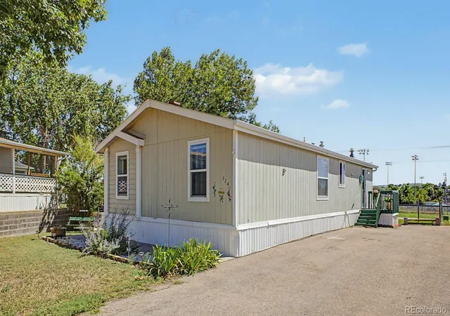 Photo 2 of Manufactured home for sale at 3405 Sinton Rd, Colorado Springs, CO 80907 | MLS# 9063210 | Listing updated on 2026-09-17