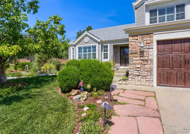 3rd image of 9210 Sugarstone Cir, Highlands Ranch, CO 80130 | MLS# 3833912