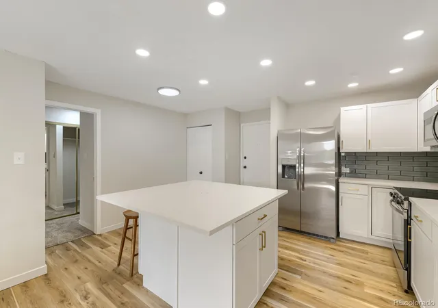 3rd image of 707 W 96Th Ave #9, Thornton, CO 80260 | MLS# 2527825