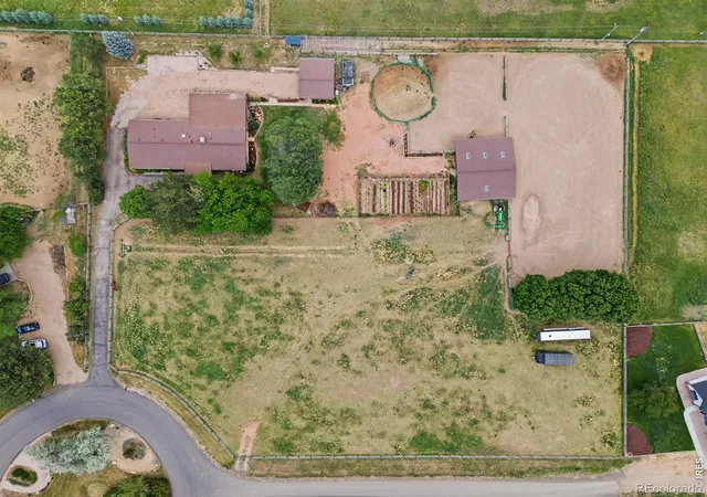 Photo 4 of Single family home for sale at 400 Ridgewood Ct, Fort Collins, CO 80524 | MLS# IR1066751 | Listing updated on 2026-10-04