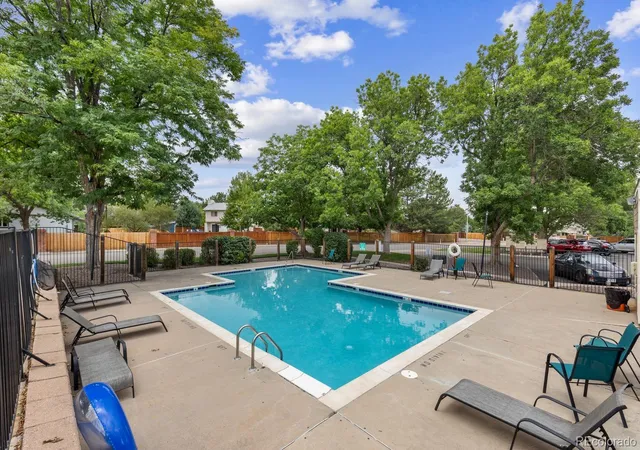 Listing Photo 2 - Condo for sale in building located at 4896 S Dudley St, Littleton, CO 80123 - Unit #5-8