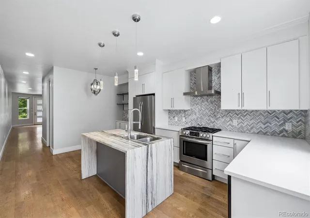 4th image of 2259 S High St, Denver, CO 80210 | MLS# 6179095