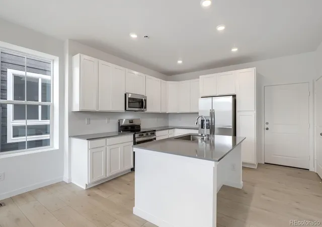 Photo 3 of Townhouse for sale at 15563 Gilpin Ave, Parker, CO 80134 | MLS# 8620750 | Listing updated on 2026-10-08