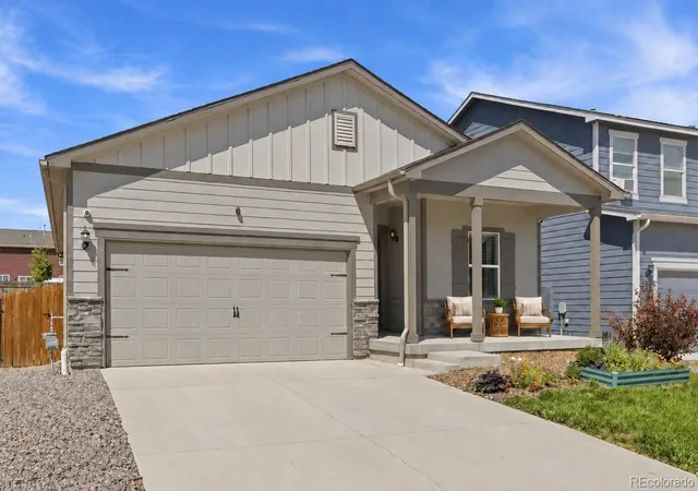 Photo 1 of Single family home for sale at 389 Maple St, Bennett, CO 80102 | MLS# 4112414 | Listing updated on 2026-10-08