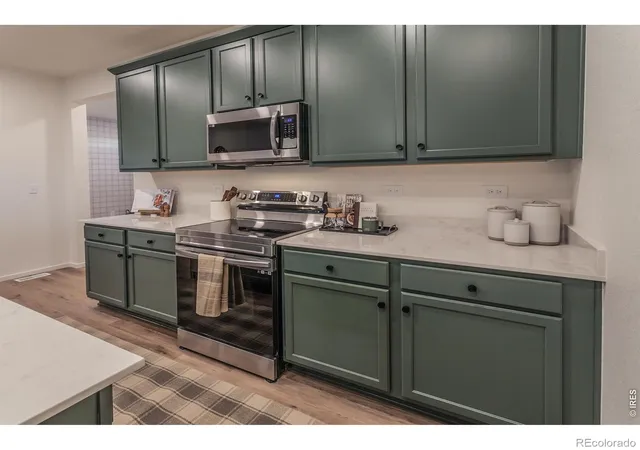 2nd image of 812 Galloway Dr, Johnstown, CO 80534 | MLS# IR1066771