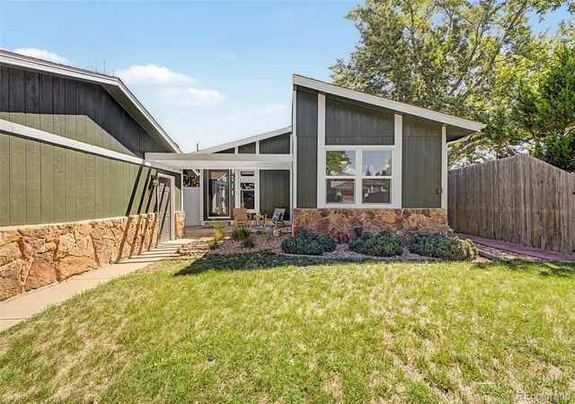 1st image of 214 Poppy St, Golden, CO 80401 | MLS# 3357101