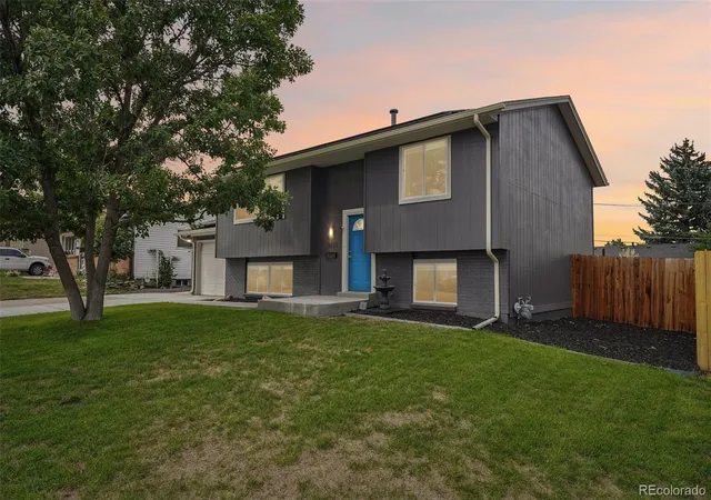 Single family home for sale at 3521 W Mountain Rd, Englewood, CO 80110 | MLS# 8369259