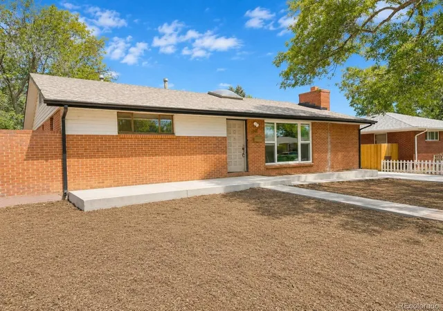 2nd image of 286 Beryl Wy, Broomfield, CO 80020 | MLS# 8571874