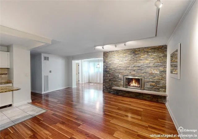 Photo 3 of Condo for sale at 2 Adams St #105, Denver, CO 80206 | MLS# 1668136 | Listing updated on 2026-08-29