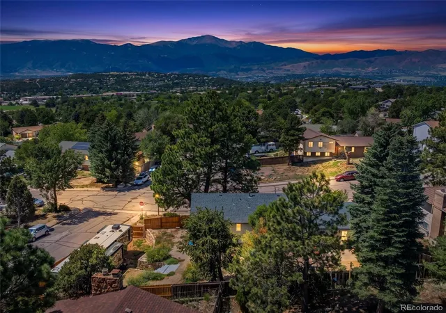 4th image of 5529 Galena Dr, Colorado Springs, CO 80918 | MLS# 1786879